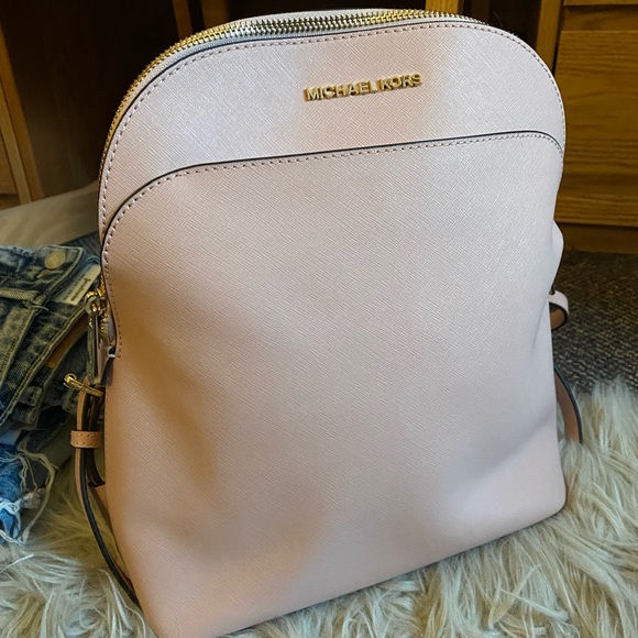 Blush pink MK backpack - Picture 8 of 14